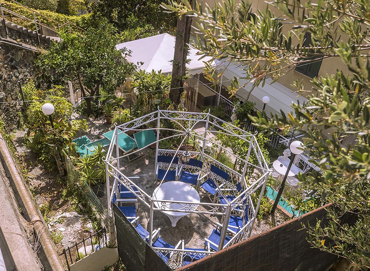 Bed And Breakfast Gioiello Celle Ligure Exterior photo